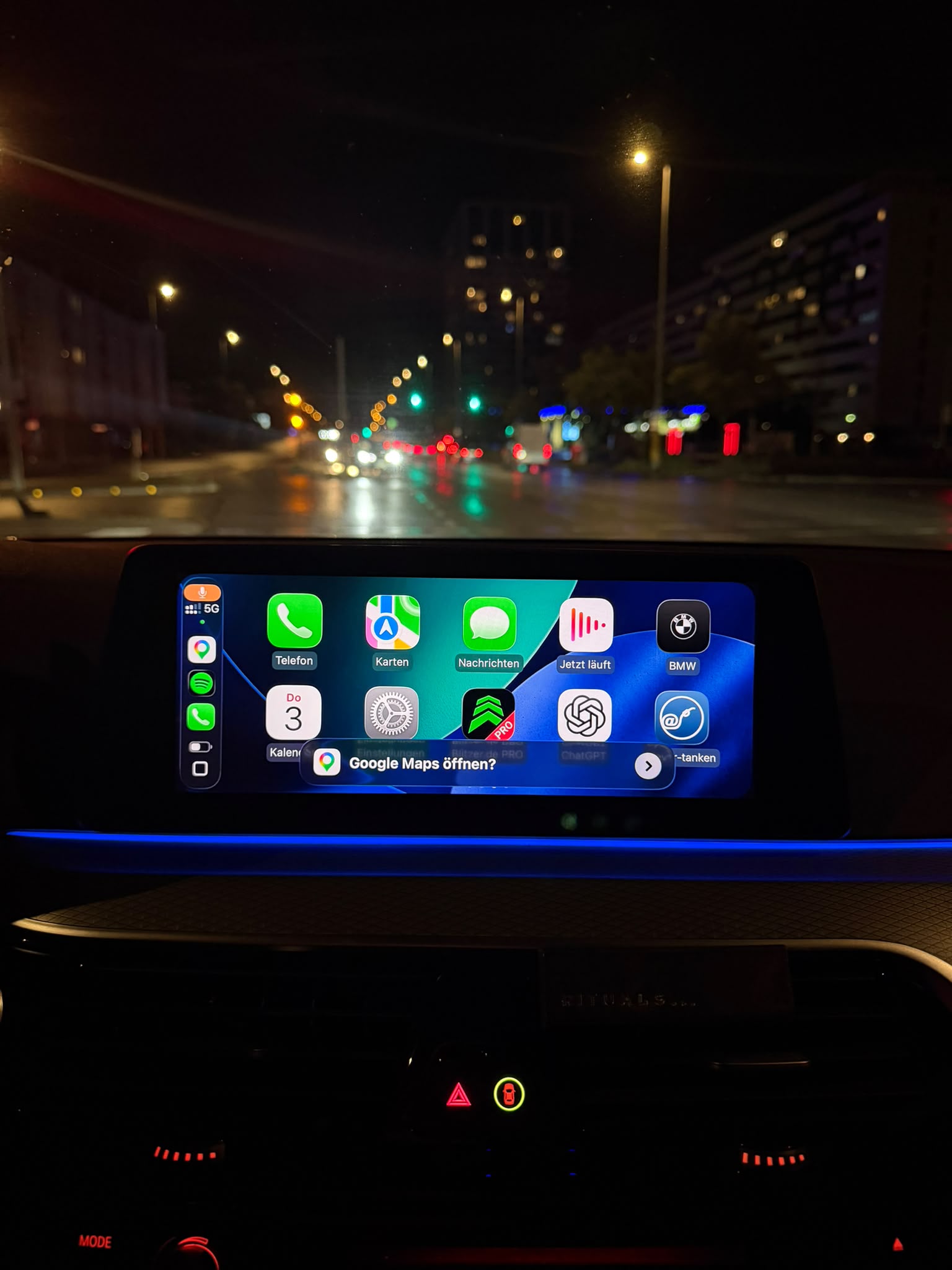 CarPlay-Ansicht im Fahrzeug